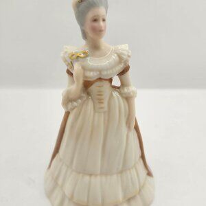 Vintage Diane as Marie Antionette Franklin Mint Belles of the Masquerade Figure